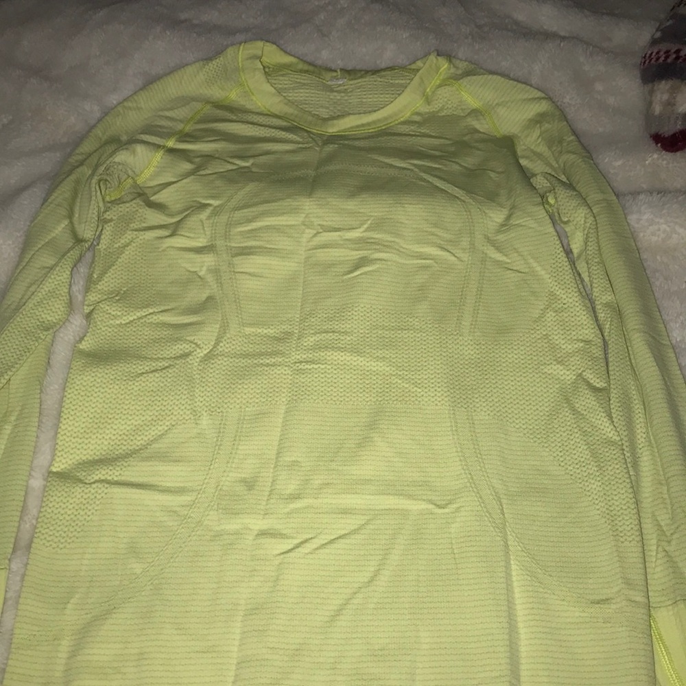 Lululemon long sleeve workout top
